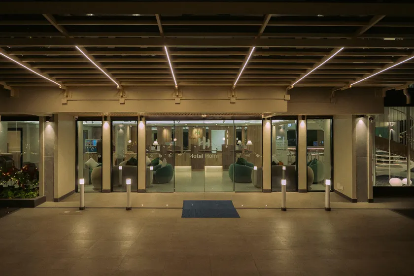 Hotel Holm Bangkok - Image 1
