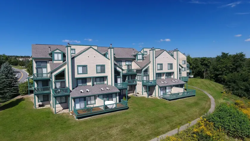 Seven Springs 2 BR Deluxe Condo, Mountain Views! - Image 1
