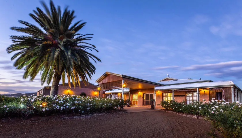 Strathearn Park Lodge - Image 1