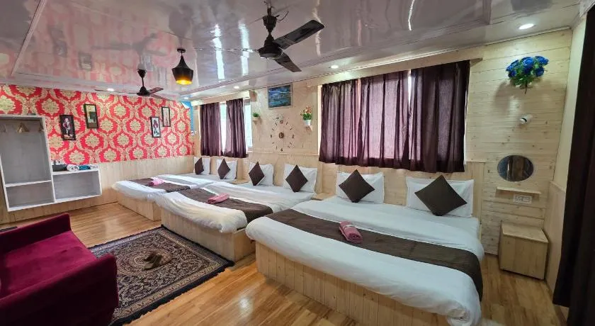 Hotel Young Mamta - Image 1