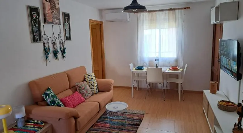 Sol y Olivos Apartamento céntrico en zona de aparcamiento gratuito - Image 1