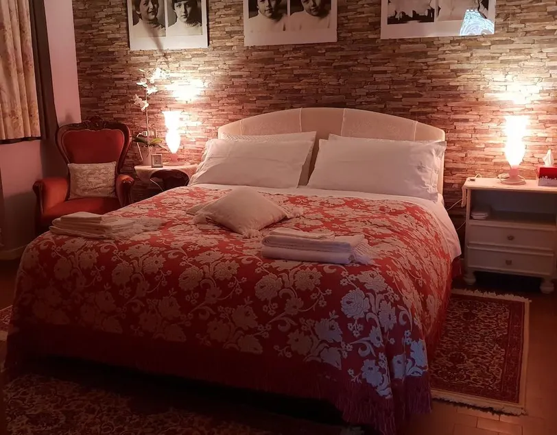 B&B Family Home - Image 1