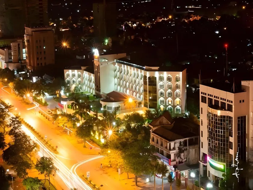 Sai Gon Kim Lien Hotel Vinh City - Image 1