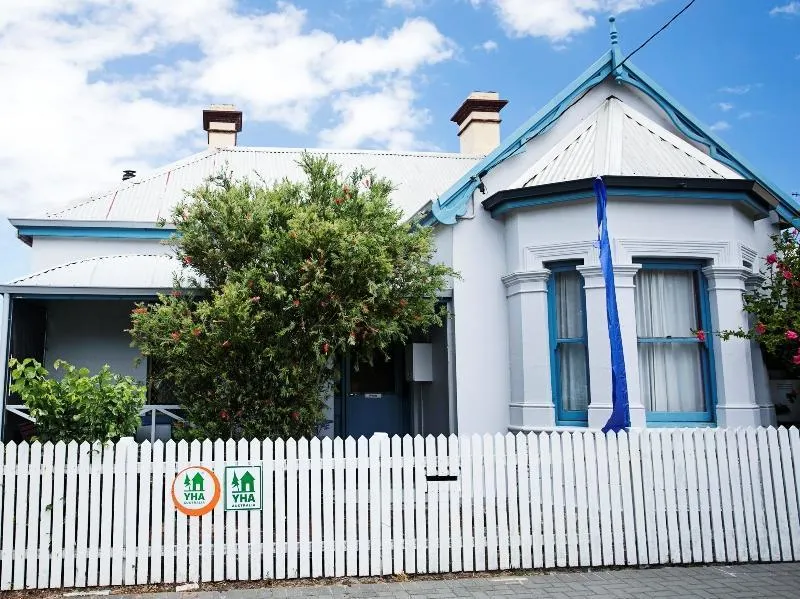 Albany Bayview YHA - Image 1