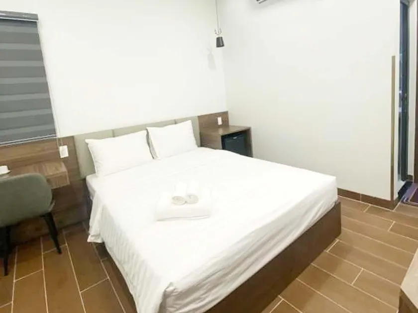 Best Hotel - Image 1