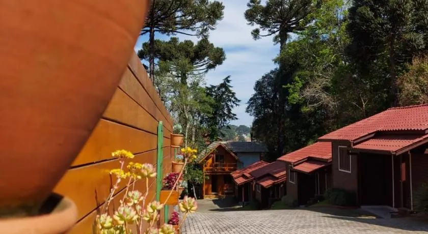Chalés Araucárias da Serra - Image 1