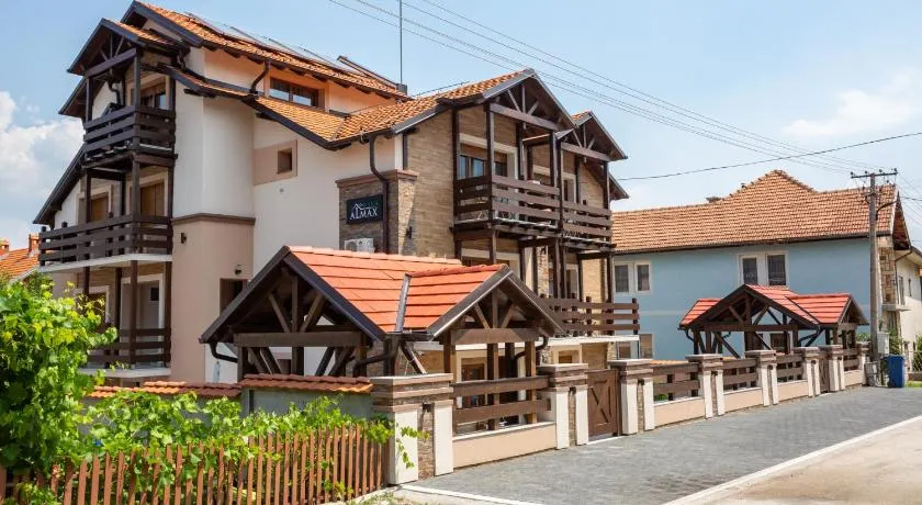 Vila Almax - Image 1