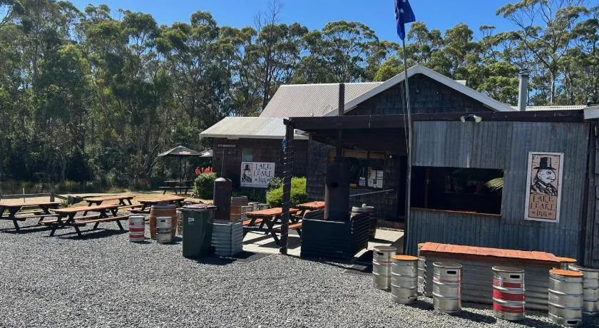 Lake Leake Inn - Image 1