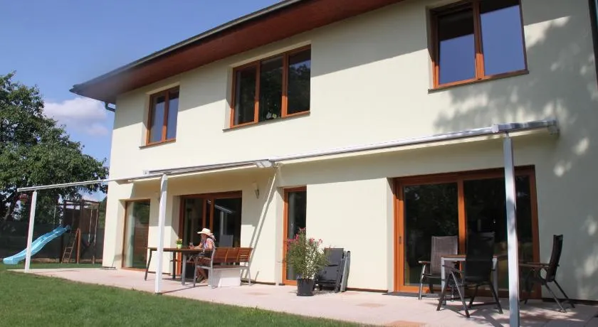 Lovely apartment, Garden, Parking, Wifi, Netflix - Image 1