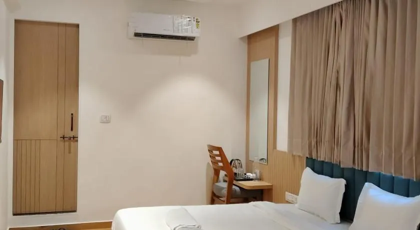 Hotel Sun City - Image 1