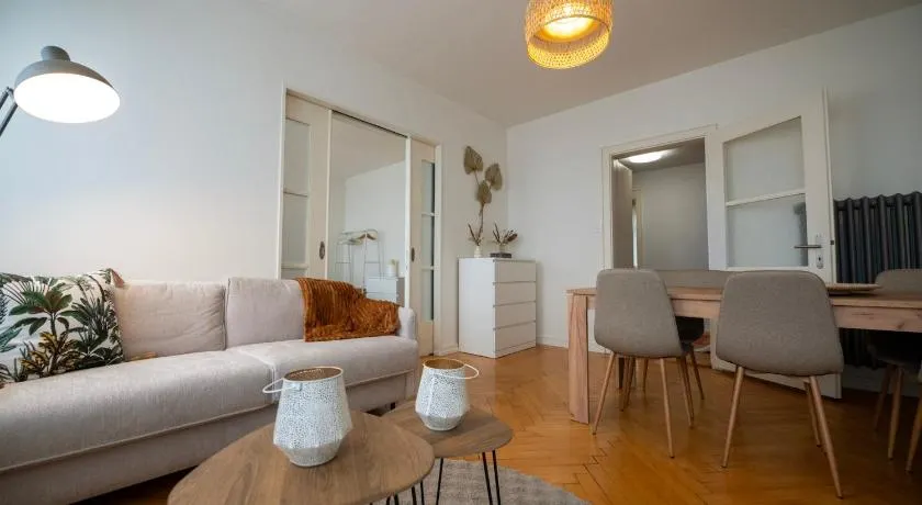 Chez Nicole Gare1 - Biel - Zentral - Familienfreundlich - Business - Image 1