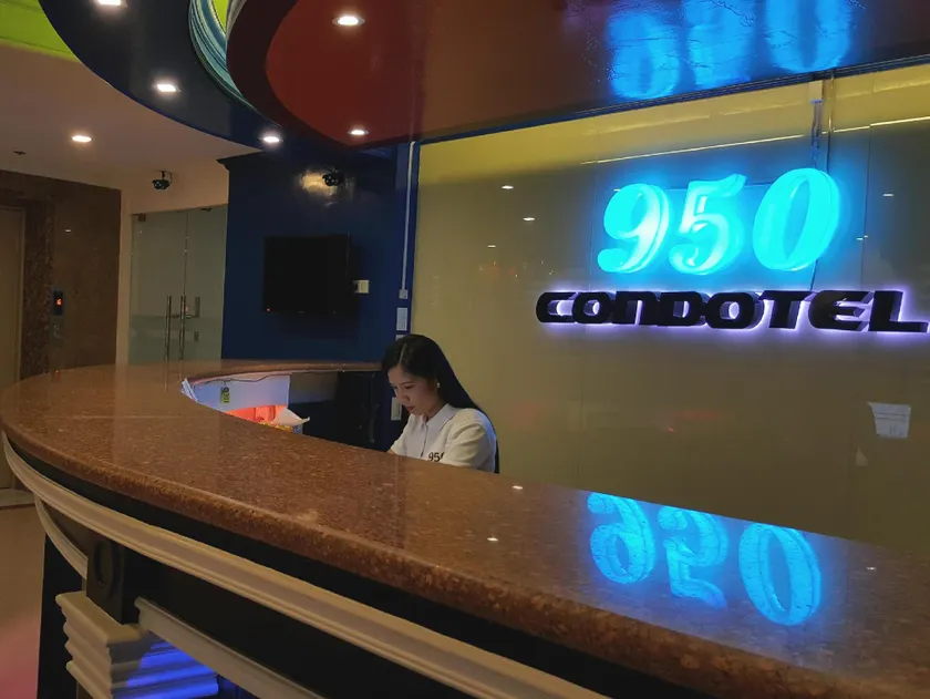 950 Condotel - Image 1