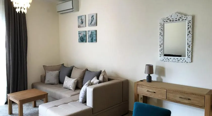Viola Di Mare Apartments - Image 1