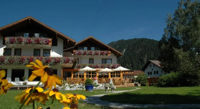 Hotel Anneliese - Image 1