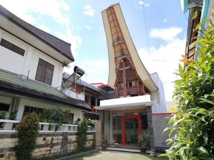 Toraja Banua Hotel - Image 1