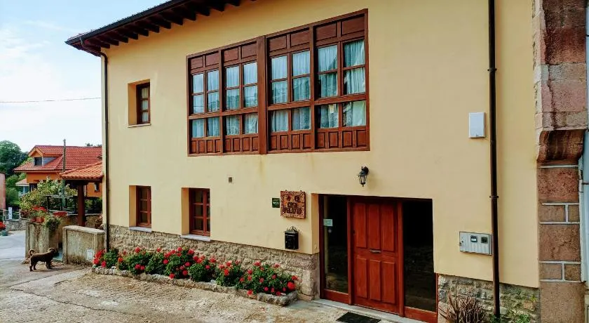 Casa Pelayin - Image 1
