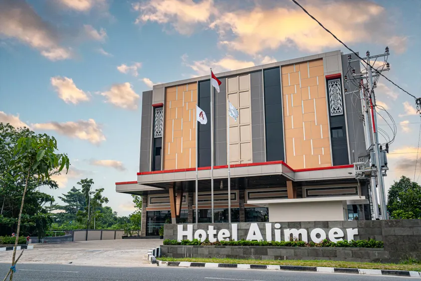 Alimoer Hotel Kubu Raya - Image 1