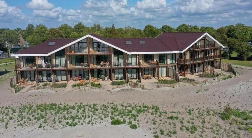 Beachfront Apartment for Four in Workum - Image 1