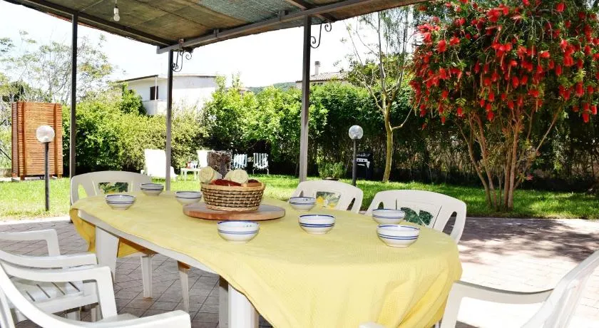 Villa Del Conte - Image 1