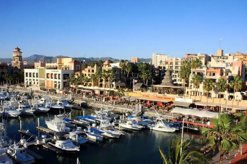 GREAT 1BR MARINA VIEW NAUTICAL JR SUITE IN CABO - Image 1