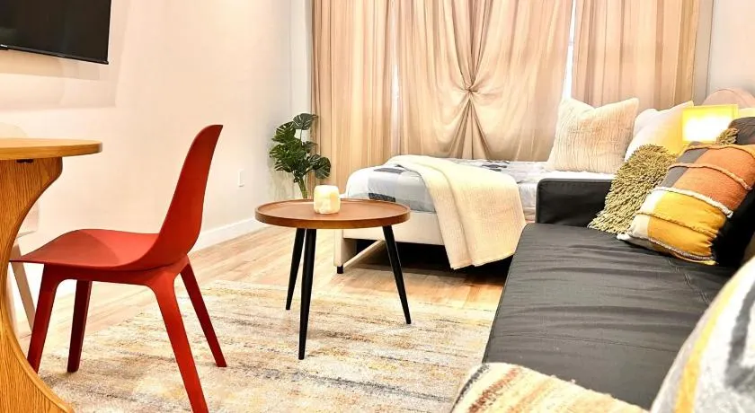 Housing in Montreal - Budget Friendly Monthly Rent - Image 1
