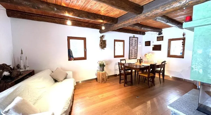 Holiday Home Rustico Raslina by Interhome - Image 1