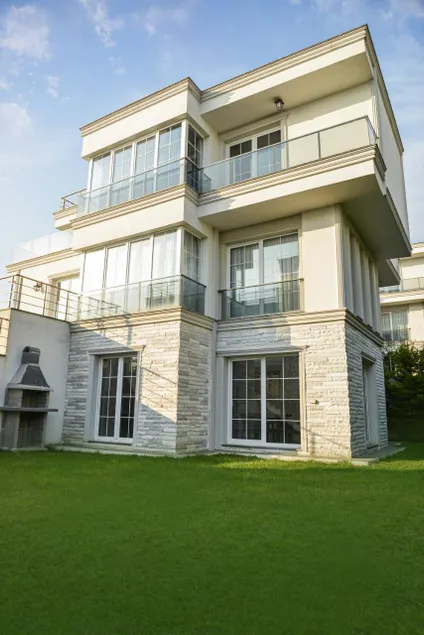 Nora Marmara Luxury Villas in Istanbul - Image 1