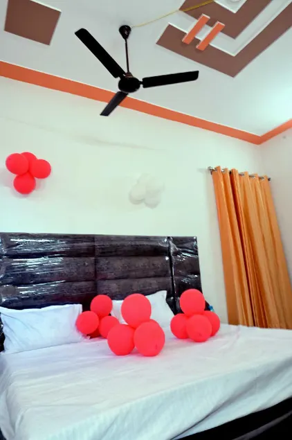 SPOT ON Hotel Heaven Inn - Image 1