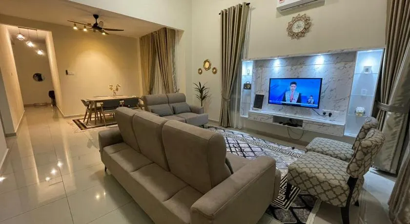 BULAN Homestay Melaka - Image 1