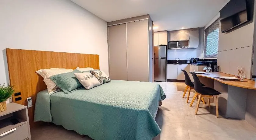 Studio Moderno c/ Piscina e Garagem - Image 1