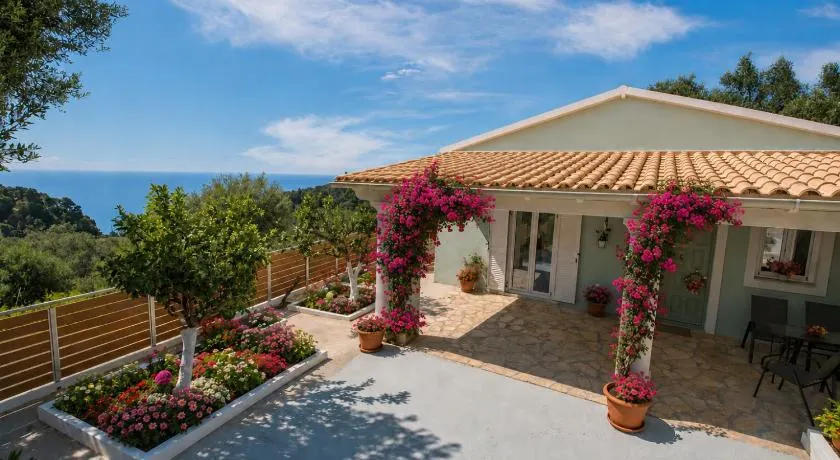 Monopoli home - Image 1