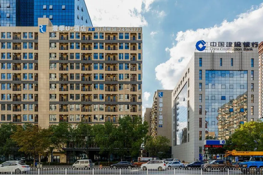 Manji Uxuan Hotel - Image 1