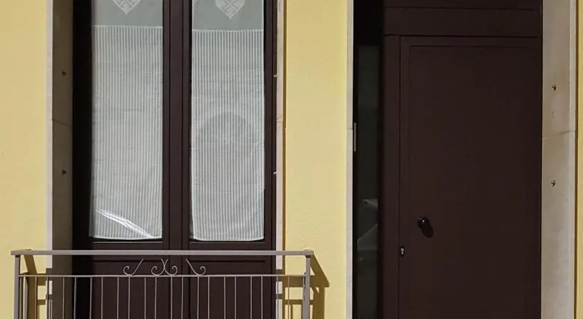 Sweet Home - Image 1