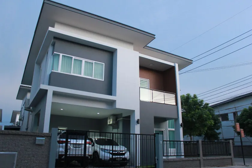 La Villa posh - Image 1