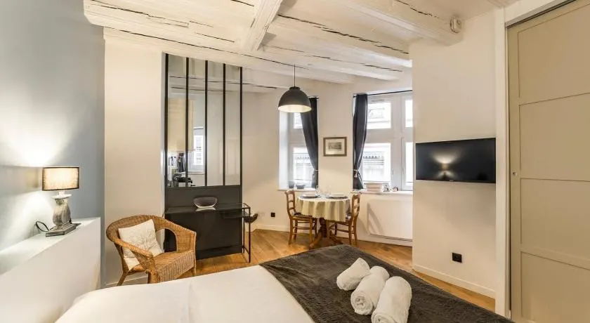 All in Lyon | Studio Saint-Paul & parking - Image 1
