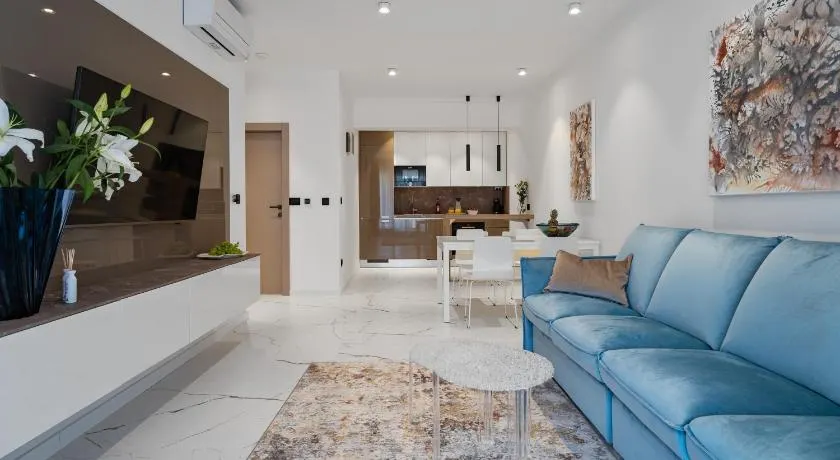 Luxury Apartment & Rooms "Diva West & East" - Image 1