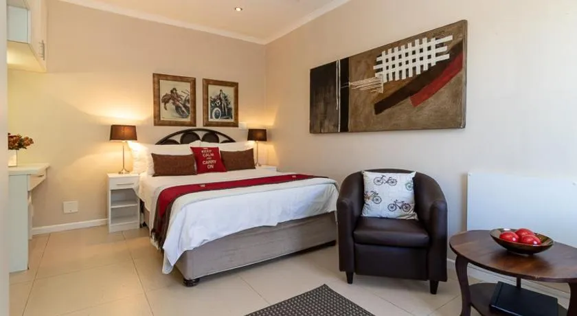 Tyger Classique Self-Catering Cape Town, Tyger Valley - Image 1