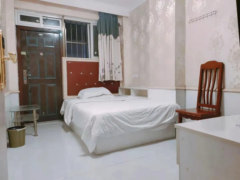 Jingyuan Hotel - Image 1