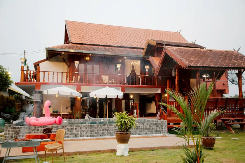 Phetpiman private pool villa - Image 1