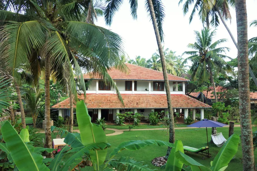 Amuura Beach Villa - Image 1