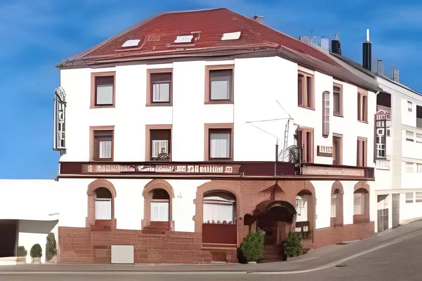 Hotel Restaurant Alt Pirmasens - Image 1