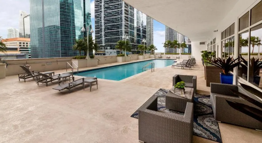 Luxury Accommodations Brickell - Image 1