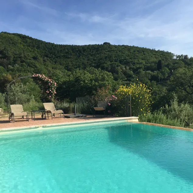 Charmantes Sagrantino mit salzigem Infinity-Pool und Kochschule - Image 1