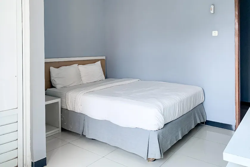 Karins Guesthouse Syariah RedPartner - Image 1