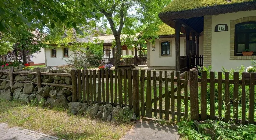 Hajóskert Vendégház - Image 1