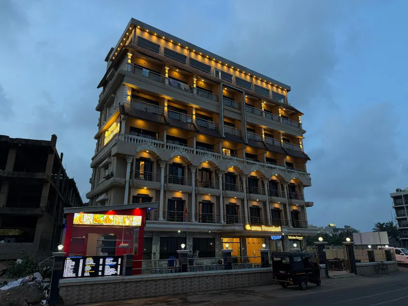 Hotel Dreamland, Puri - Image 1