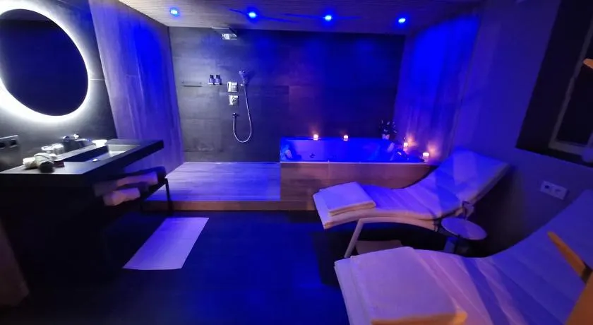Hygge Suite Wellness à Focant - Image 1