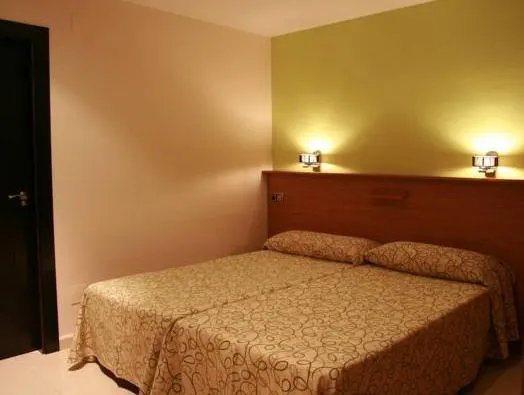 Apartahotel Al Alba - Image 1