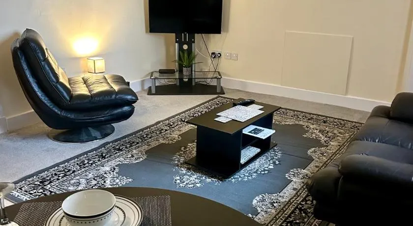 Largs Holiday Apartment - Image 1