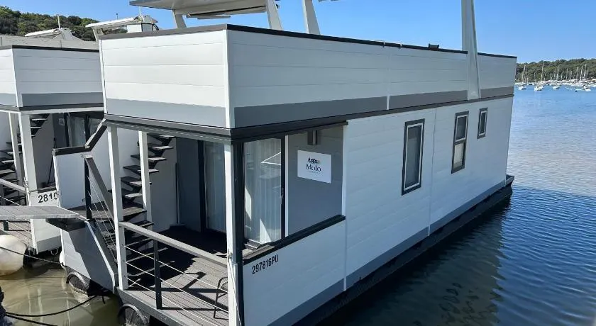MOLO - Floating House Pula - Image 1